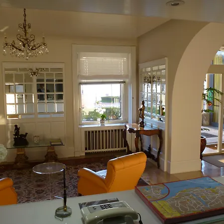 Beau Rivage Отель