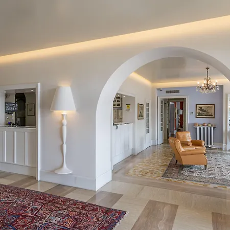 Отель Beau Rivage 3*