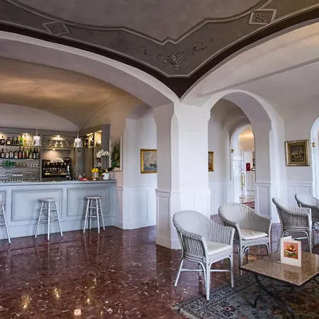 Hotel Beau Rivage