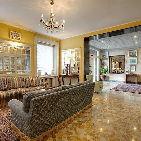 Beau Rivage Отель Бавено